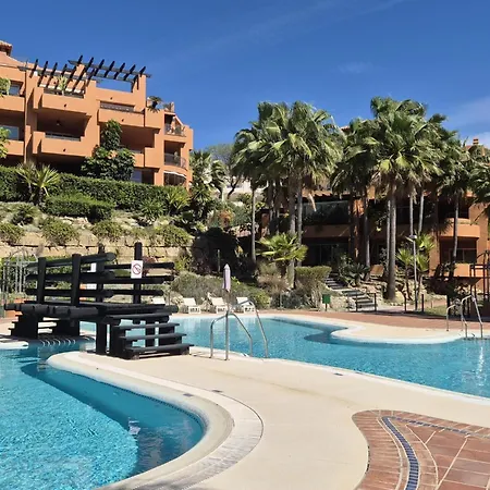 Apartamento En El Alminar De Marbella